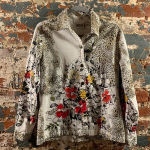 90s00s VTG Chicos Floral/Animal Print Button Down